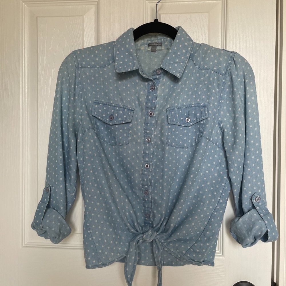 Charlotte Russe Women's Size S Polka Dot Collared Button Up w/ Front Tie Detail